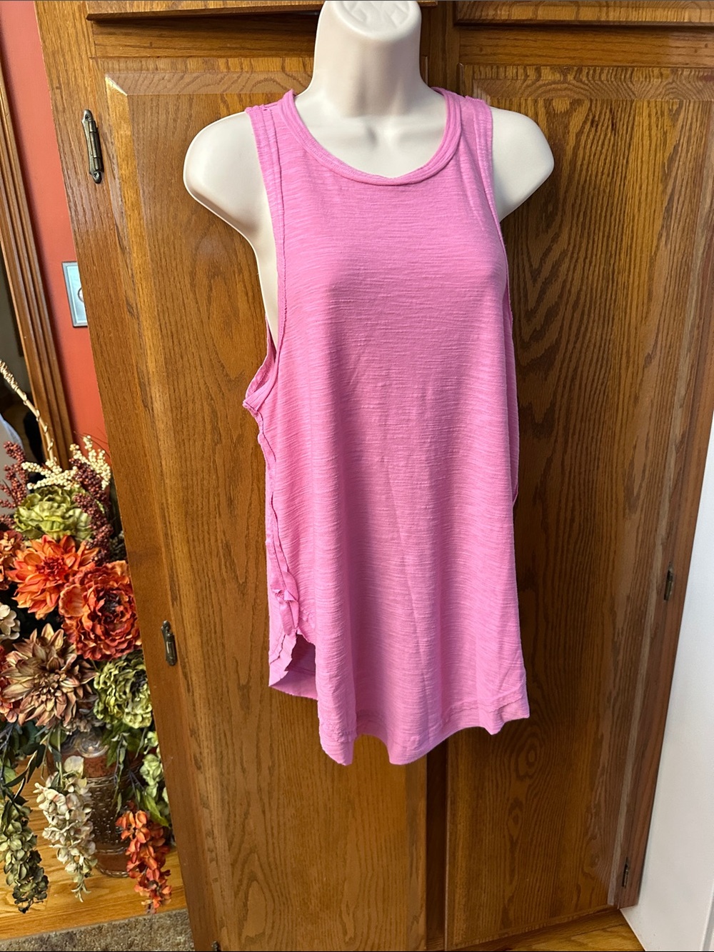 Women’s Sleeveless Pink Women's Tank Top